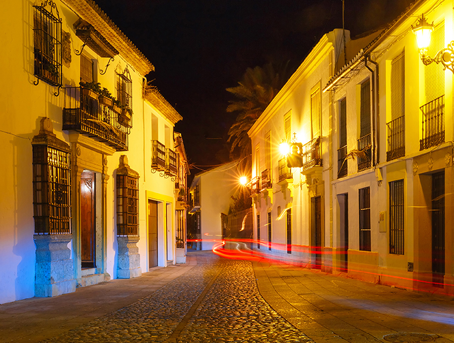 Lampadaire et lampes murales